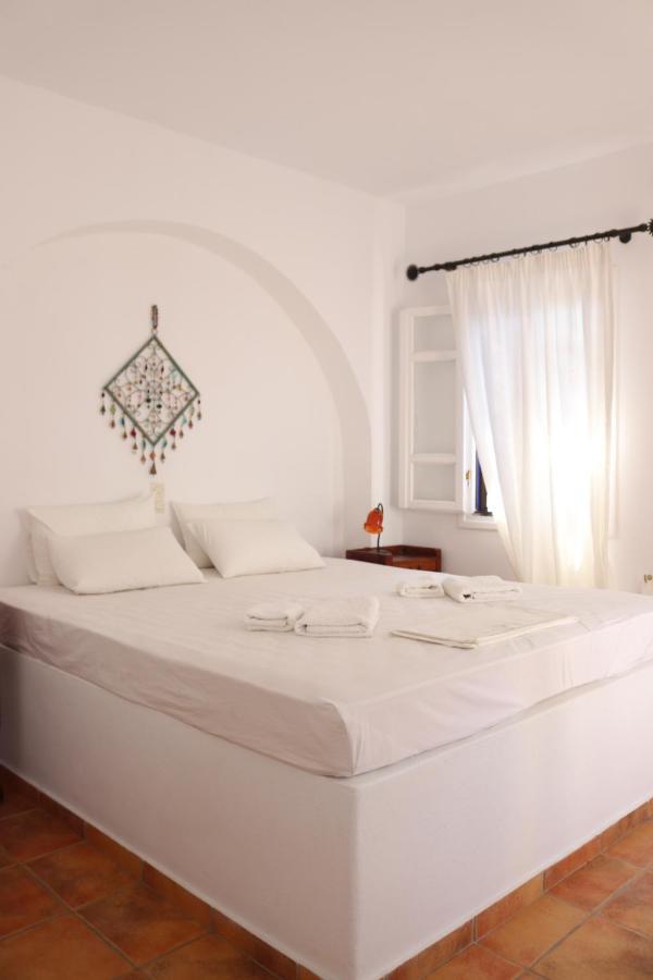 Niriedes Villas リプシ エクステリア 写真