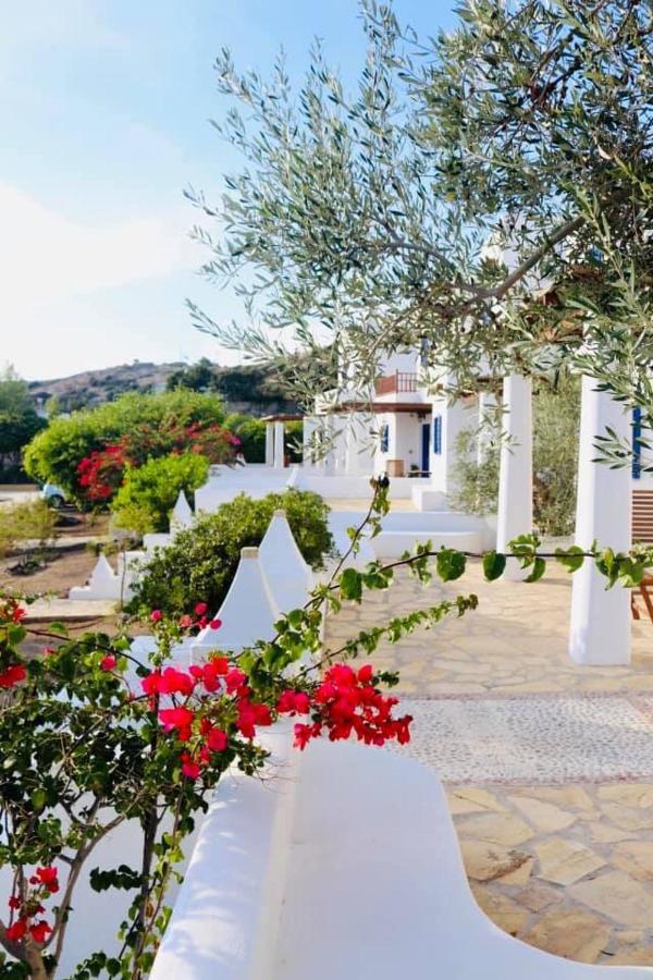 Niriedes Villas リプシ エクステリア 写真